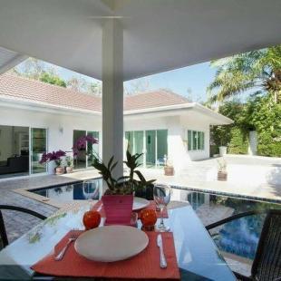 Modern villa in Chalong, Phuket