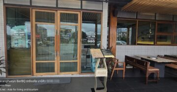 Почему родители в Пхукете тянутся в Saranghaeyo BarBQ и возвращаются снова — реальный корейский гриль, гора гарниров, дети чувствуют себя как дома