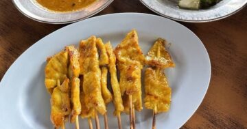 AI-анализ отзывов выявил парадокс MeeTonPoe Phuket Town: том ям и хоккиен хвалят, но порции малы, встречаются жалобы на завышение цен туристам