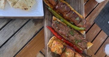 WoodFired Grill Bar — прибрежная жемчужина северного Пхукета, где турецкий шеф и открытый огонь делают мясо и кебабы незабываемыми