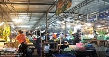 Почему рынок ตลาดนัดหัวสะพาน เกาะสิเหร่ притягивает жителей: свежая рыба от местных рыбаков с порта, много овощей и честные цены