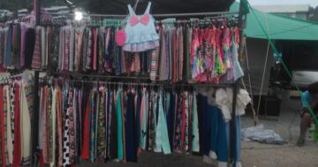 New Kata Night Market: открыт только по понедельникам и четвергам вечером — живая музыка, дешёвая свежая еда, советы как избежать грязи и языковых проблем