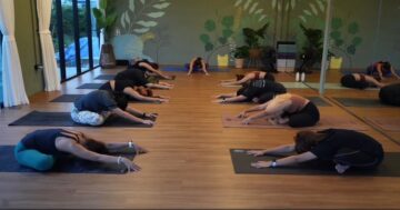 Yoga Factory Phuket — йога студия в сердце Пхукета с опытными преподавателями, чистыми просторными залами и программой для новичков и профи