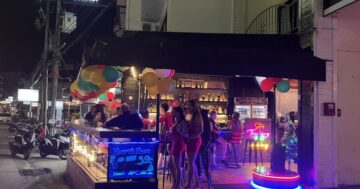 Почему D4@Phuket Restaurant & Bars в Патонге считается самым тёплым баром на Soi Nanai — дружелюбный персонал, игры и ощущение дома