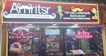 Amritsr Old Town восхищает гостеприимством и аутентичными паротами и лассой, но иногда шокирует сухой курицей, прохладными блюдами и надбавками