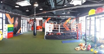 Connext Fitness Phuket: идеальный ухоженный тренажерный зал с дружелюбным персоналом, полным оснащением, бассейном и спокойной местной атмосферой, оправдывающий абонемент