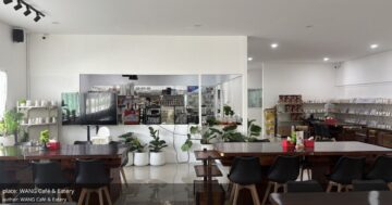 WANG Café & Eatery манит уголком для раскрасок и сладостями, но закрытия без предупреждения и жалобы на напитки ставят под вопрос семейный визит