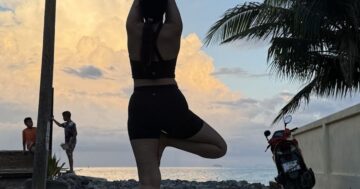All Yoga Thailand Панва — 200‑часовой YTT на пляже в Пхукете с сауной, ледяной ванной, круглосуточным доступом и опытными мастерами