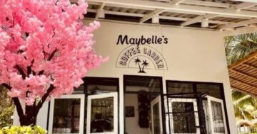 Maybelle’s Coffee Garden: идеальное семейное место с садом и щедрыми блинчиками для детей, но учтите комиссию карты и опасный подъезд