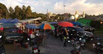 Local market открывается лишь по вечерам дважды в неделю, но удивляет свежей местной едой и десертами — как успеть и что попробовать