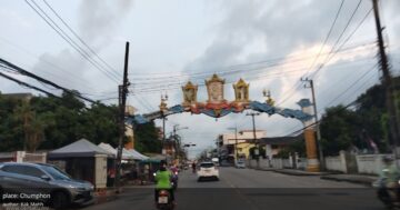 Мой алгоритм разоблачил Chumphon: вкусная еда и тёплый персонал соседствуют с бутылочным лаймом, неухоженностью и меню только на местном языке