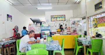 Скрытая роти‑лавка в Пхукете рядом с иммиграцией: халяльная еда, приветливый персонал и цена, которая заставит забыть туристические места