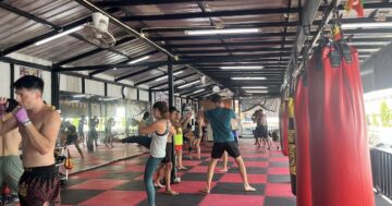 Chanrit Muay Thai Gym в Пхукете — тренеры‑эксперты и персональный подход, благодаря которому туристы быстро осваивают технику и возвращаются снова