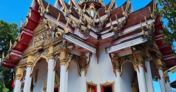 Wat Anuphasakrittharam (Wat Ket Ho) в Чалонге Пхукет — живой священный храм, где туристы становятся свидетелями таиландских церемоний и ощущают сильную умиротворяющую энергию