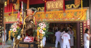 San Chao Jui Tui в Пхукете: главный храм праздника Девяти Императоров и источник подлинной вегетарианской фестивальной атмосферы