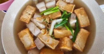 Родители в восторге и настороже в โกแดงอาหาร 4 ภาค — настоящий южный тайский домашний вкус, средняя цена и порции иногда скромные