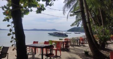 Giypsy Beach: рай для местных с отличной рыбой и улыбками или сырой туристический капкан с воняющим туалетом и грабительскими ценами?