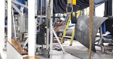 Haleluya Fitness — недорогой и функциональный зал с рабочим оборудованием, но гости предупреждают о резких перепадах цен и плохой гигиене