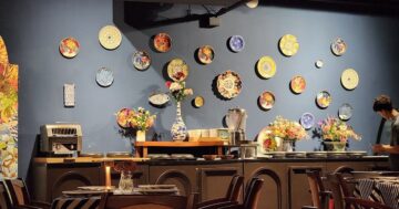 TWIST Rooftop Restaurant & Bar в Пхукет Таун — вид с крыши на закат, который делает этот бар обязательным для коктейлей и ужина