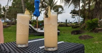 Почему Rim Nam Pool Bar в Пхукете называют идеальным бассейновым баром: дружелюбный внимательный персонал создает запоминающуюся атмосферу отдыха