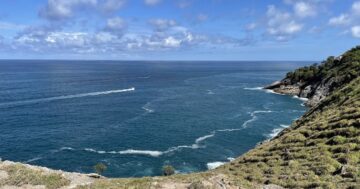 Откройте Cape Krathing на Пхукете: скрытый походный мыс с уединёнными закатами, плохой дорогой, советами по обуви, воде и недорогому возврату