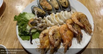 Ao Yon Seaside Restaurant шокирует: божественная рыба и ананасовый рис, дружелюбный сервис и плохой тост с тунцом — вернусь несмотря на это