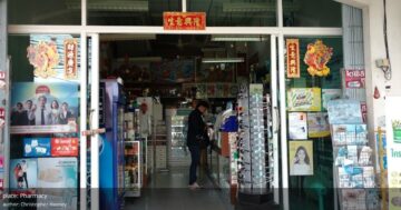 Почему местные выбирают Pharmacy: одна фармацевт объяснит прием таблеток, доброжелательное обслуживание и работа ежедневно с 8:00 до 21:00