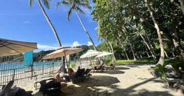 Barefoot Bistro @ Freedom Beach Phuket — семейный скрытый уголок на пляже с душевным гостеприимством хозяев, отличной едой и приятными ценами, стоит найти