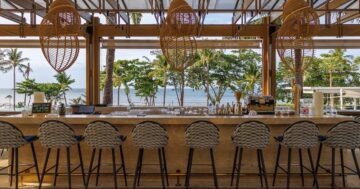 ONE80° Pool Bar at Hyatt Regency Phuket Resort: идеальное место у бассейна с расслабленной атмосферой, дружелюбным сервисом и живописными закатными видами