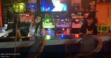 Fah Bar Music Club в уютном формате с живой музыкой и по‑настоящему дружелюбным персоналом — секрет местных, от лучших май тай до стола для бильярда
