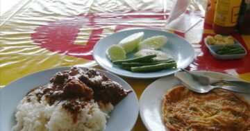 То, что скрывают отзывы о Na Na Muslim в Пхукете на деле: нежнейший роти, приветливый продавец и проваленный козий карри почти без мяса