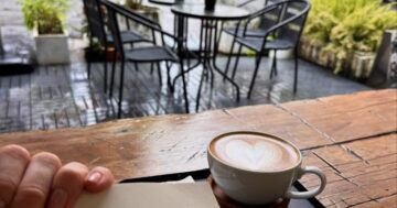 MAO’S Café & bar в Таиланде: скрытая жемчужина с выдающимся кофе и дружелюбным персоналом — идеальное место для работы, отдыха и неспешных встреч