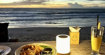 Beach Pig на пляже Банг Тао в Пхукете: идеальное место для заката, морского бриза и расслабленного вечера с отличным сервисом и музыкой