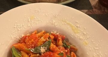 Почему местные и туристы в Patong ставят Tutto Bene в список обязательных: неаполитанская пицца, тёплый приём хозяев и сервис, который манит вернуться