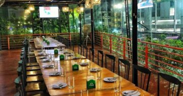 Как скромный ресторан в Пхукете с почти идеальными отзывами умудряется быть любимцем местных: дешёвое пиво, сочные крылья и футбол на экранах