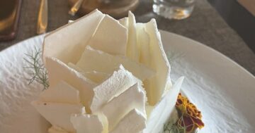 Я в шоке и в восторге от Restaurant Alma‑Ata Kazakhstan в Пхукете — бешпармак как у бабушки в Казахстане, порции огромные, семейный уют и пара огрехов