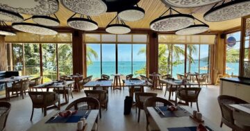 AI-анализ Sumpao Restaurant: красивая подача и пляжный вид маскируют переменный сервис — почему опыт местных отличается впечатлениям туристов
