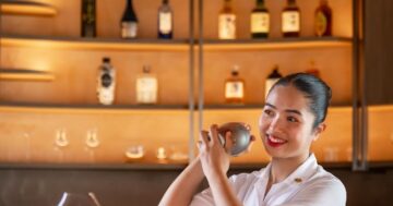 Zbar: бар курорта с лучшим видом на море для неспешного заката и качественных коктейлей — идеальное место, чтобы читать, пить и расслабиться