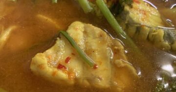 Ко-Дом в Банг Ниео: как хрустящий кальмар и родная подача превращают скромный счёт в гастрономическую победу местных — ловите лайфхаки