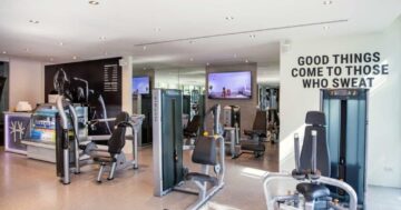 Palm Fitness Phuket — лучшее место для муай-тай в Пхукете: тренер Film делает занятия увлекательными и эффективными даже для новичков