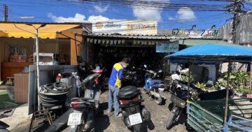 Ремонт мотоциклов: оперативная замена заднего колеса на месте и быстрое устранение кликающих шумов смазкой болтов — надёжно, доступно, быстро